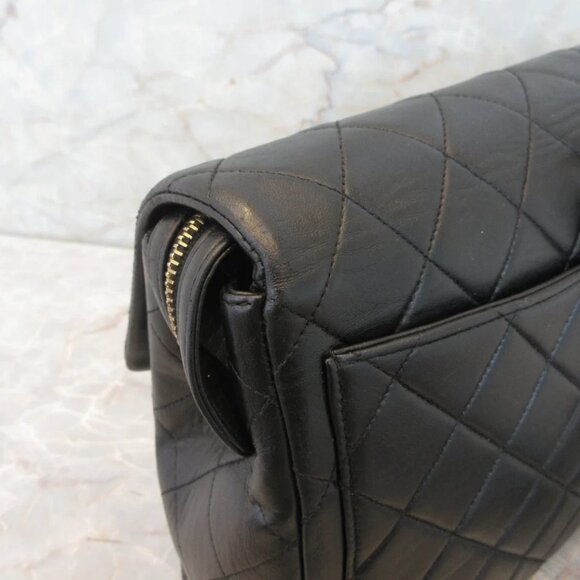 Authentic 1990s Chanel Backpack Black Lambskin Leather Quilted Vintage - Picture 3 of 16